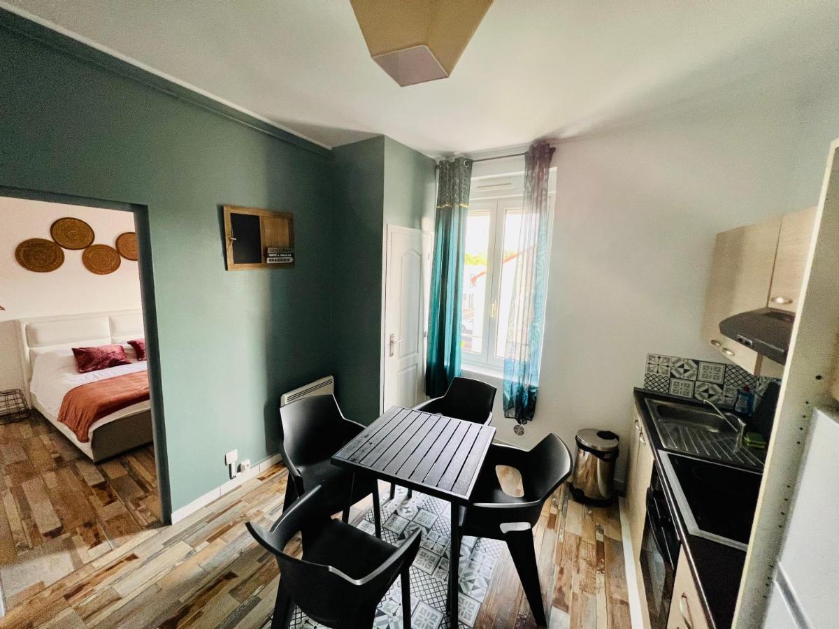 Apartament La Plume Wifi Parking Un-Sejour-A-Part Clouange Zewnętrze zdjęcie