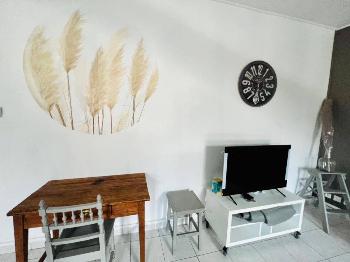 Apartament La Plume Wifi Parking Un-Sejour-A-Part Clouange Zewnętrze zdjęcie